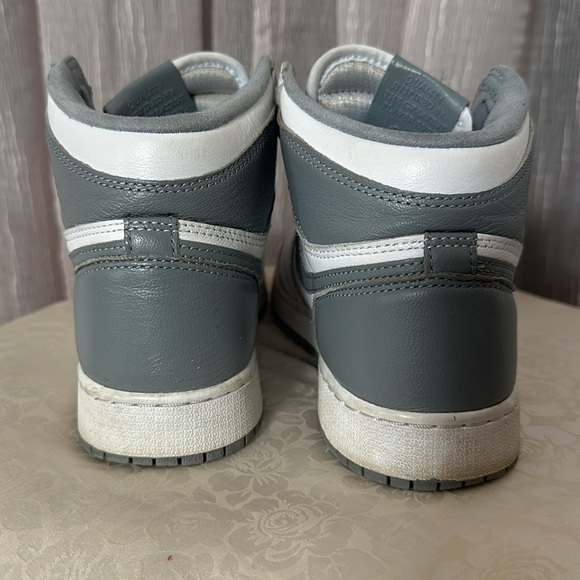 Air Jordan 1 Highs - Picture 3 of 4